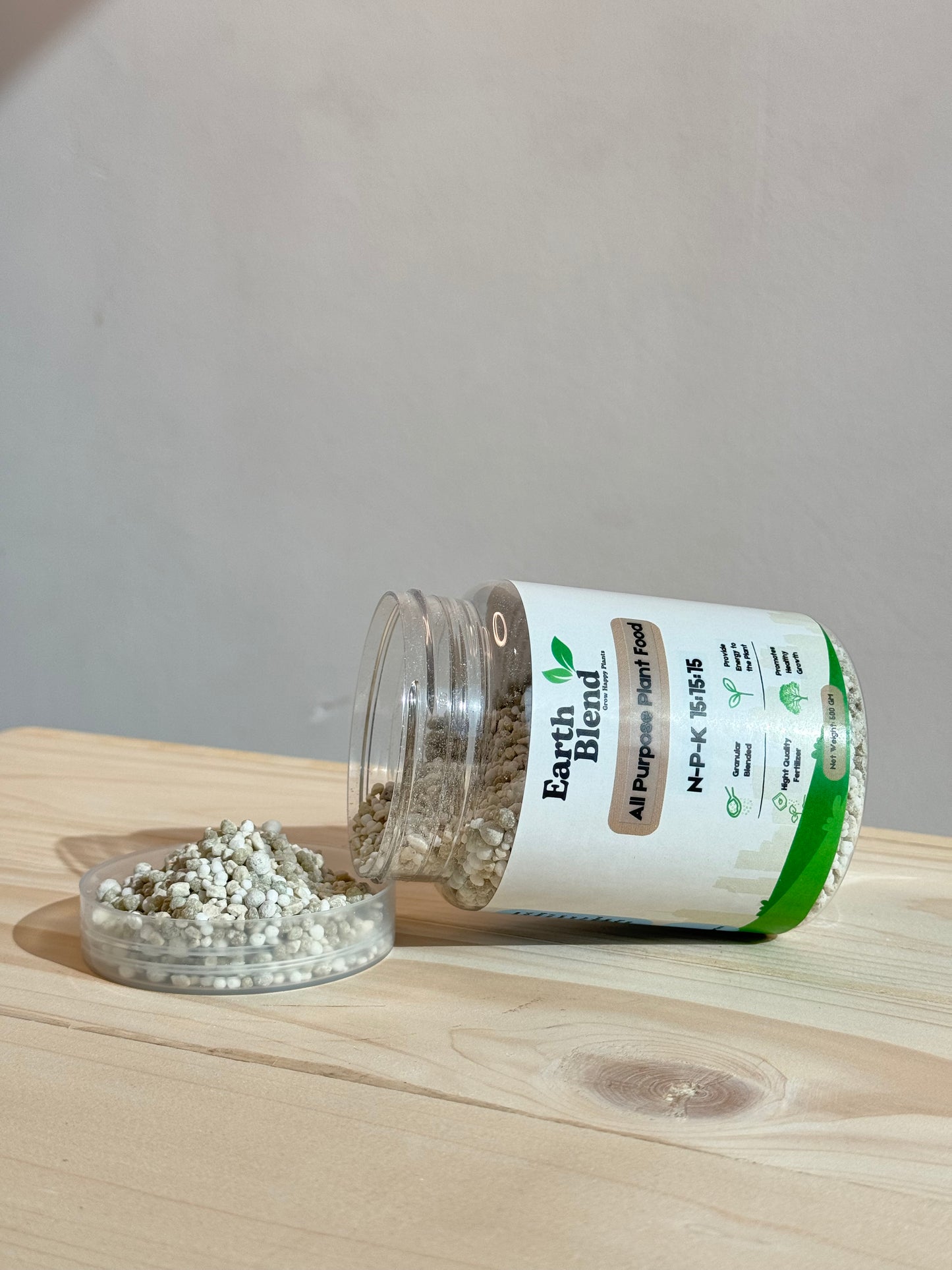 Earth Blend - All Purpose Fertilizer 500gram - سماد للنباتات 500 جرام