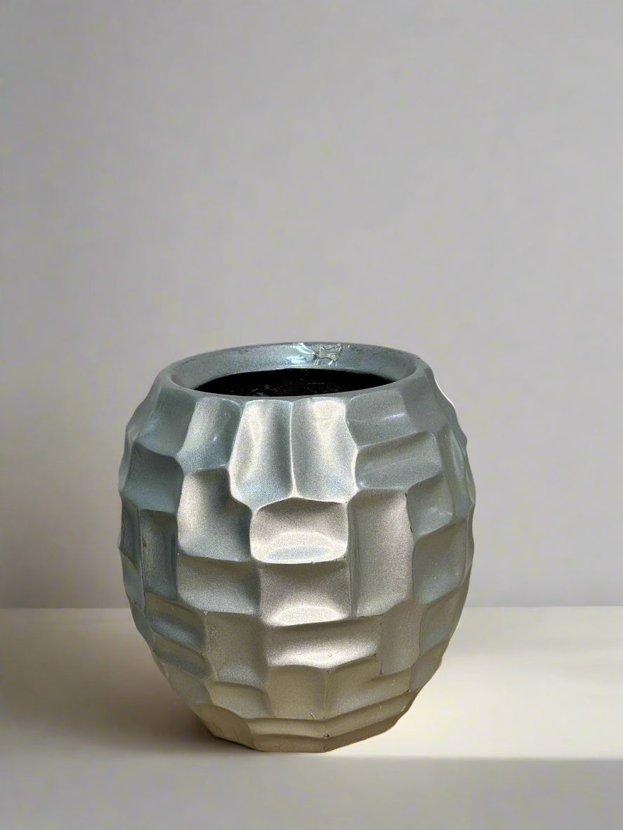 Modern Fiber Glass Planter - حوض النبات - H27cm x D19cm