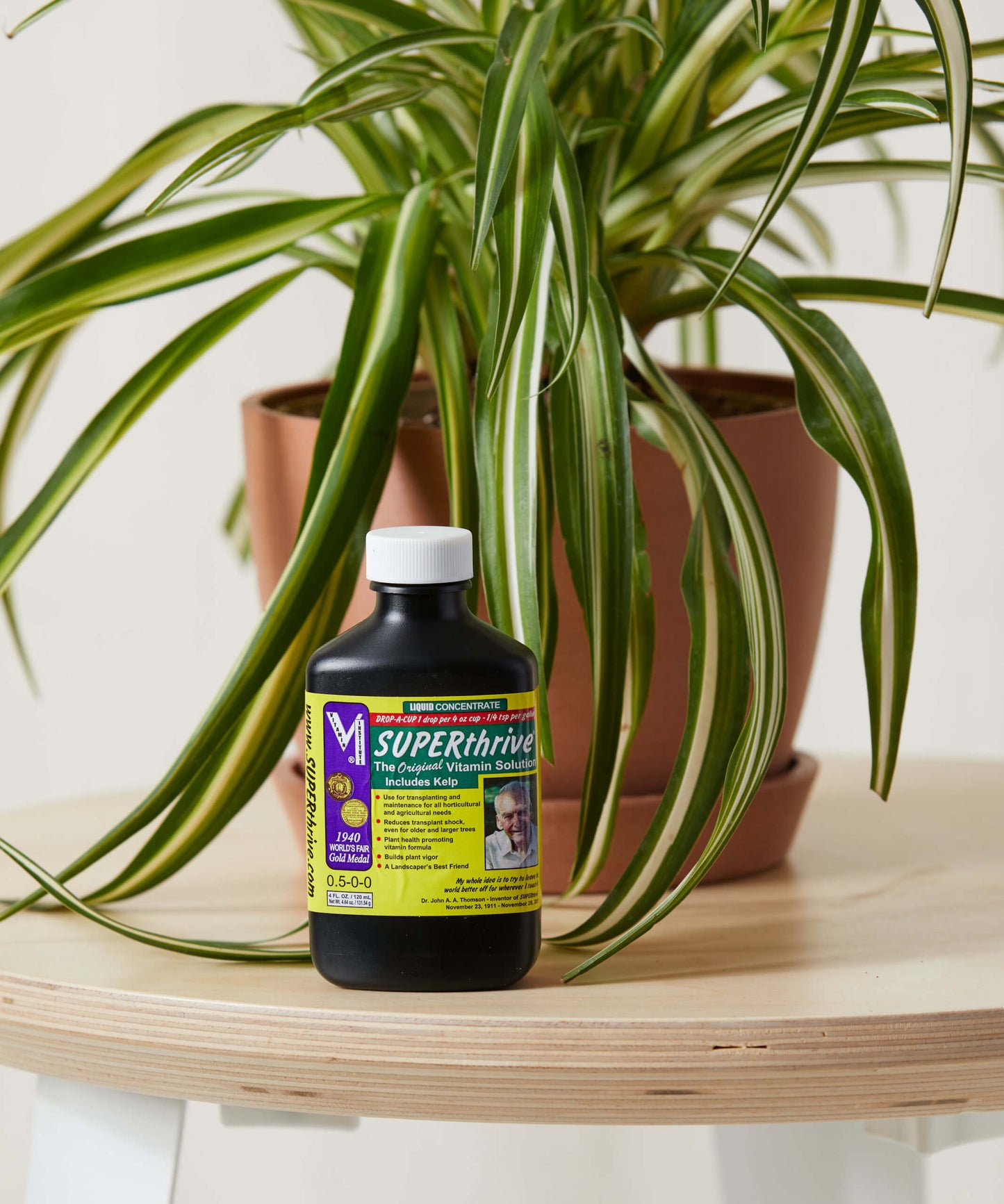 Super thrive Vitamin Solution for Plants 4oz