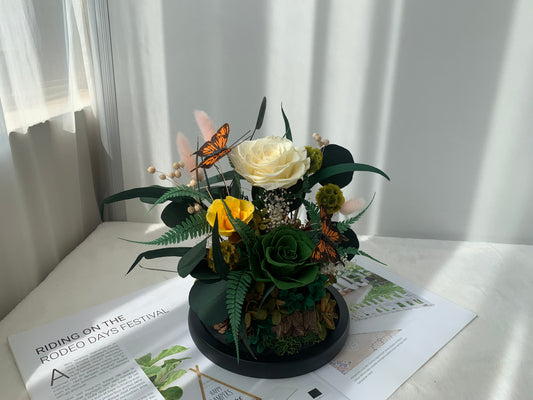 White Rose Mix Garden in a Dome - الوردة الخالدة