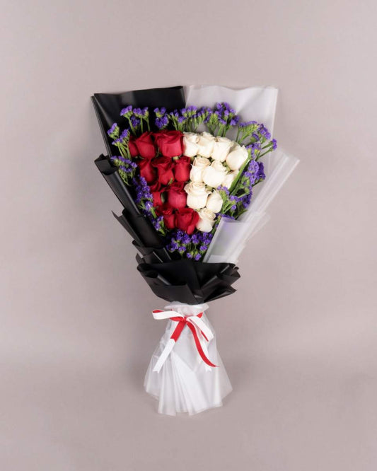 Red And White Roses Bouquet - Fresh Flower Bouquet - الورود الحمراء والبيضاء