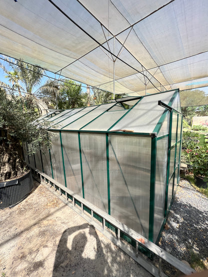 Polycarbonate Greenhouse with Lockable Hinged Door, Sliding Door and 2 Vent Window, Walk-in Hobby Greenhouse Aluminum