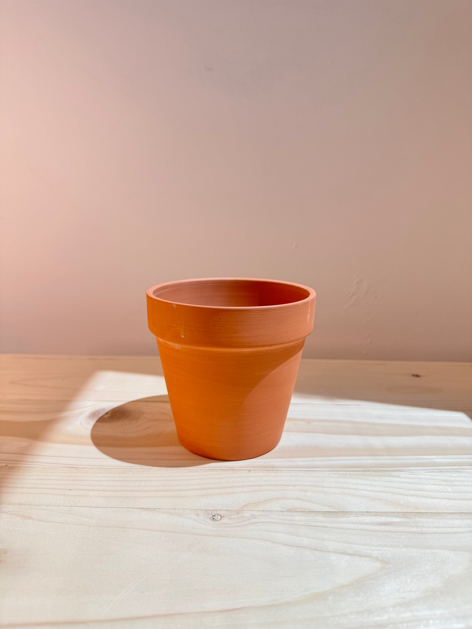 Classic Terra Cotta Pot - Planter