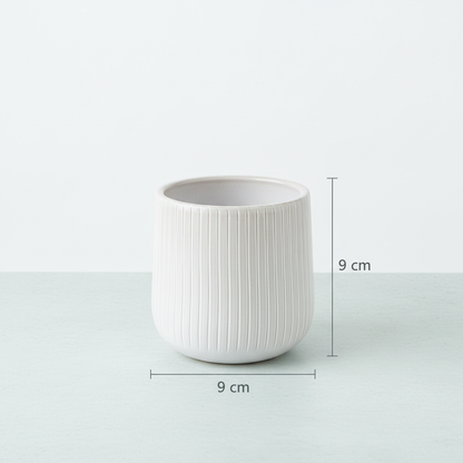 Bright HD white ribbed ceramic planter, 9 × 9 cm dimensions